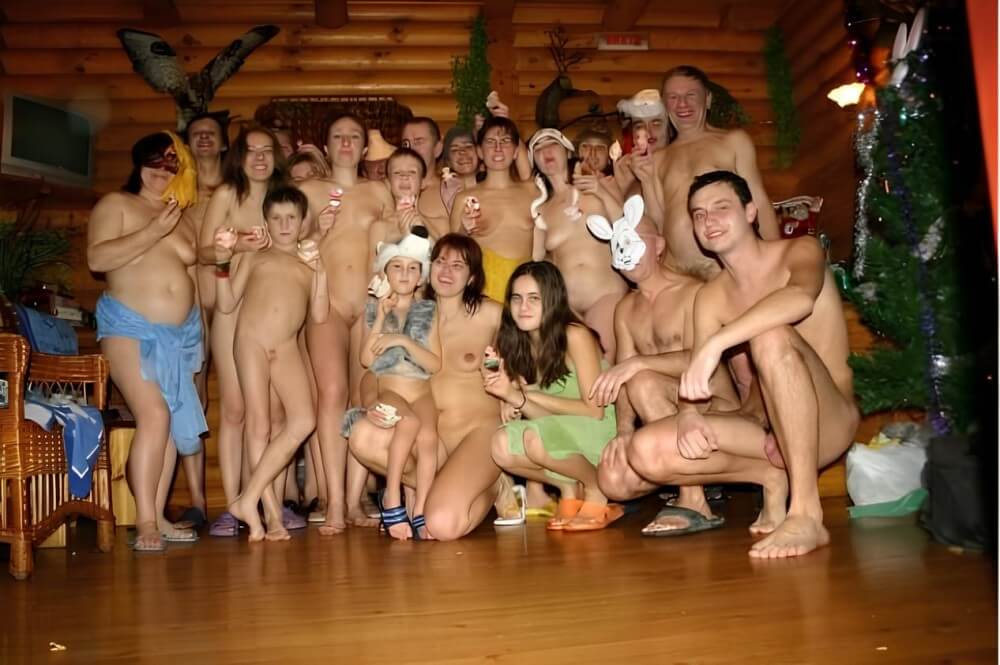 Sauna meet new year gallery - A closed community of naturists
