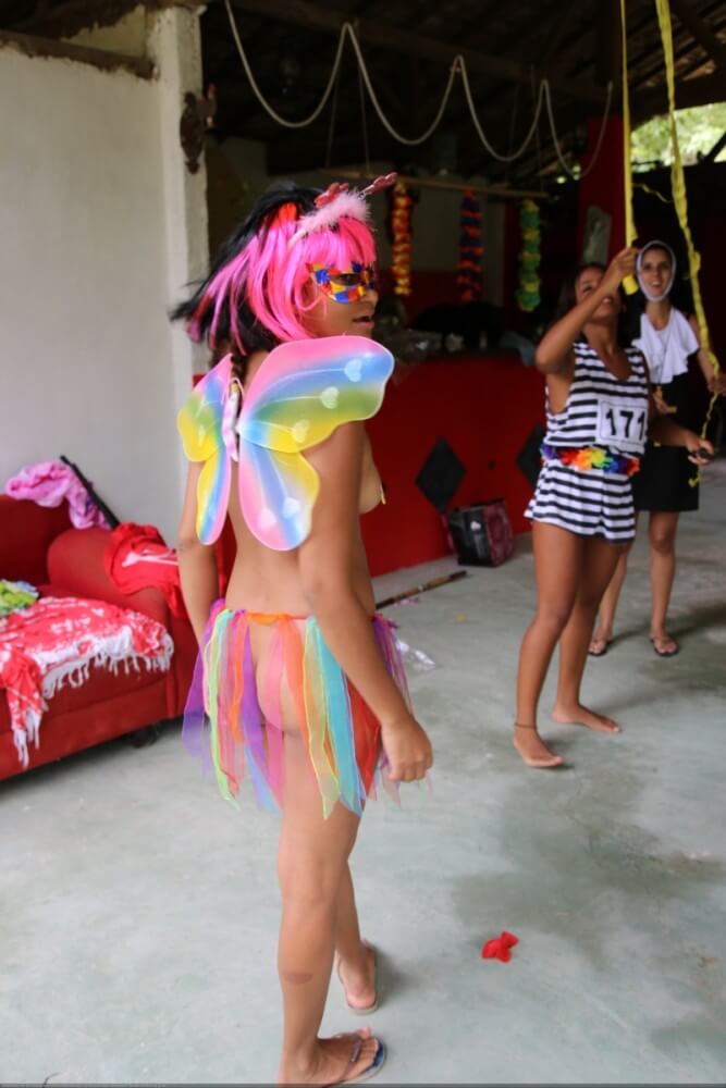 Tropical carnival photo gallery - For naturists, nudity is part of natural existence