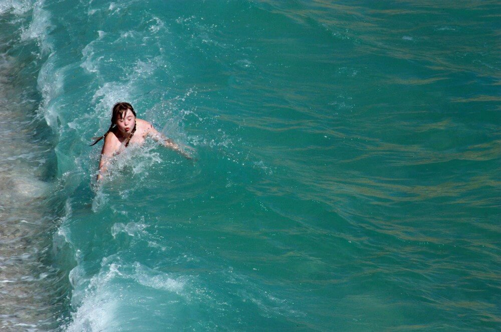Naturist Cold Water Entry pics - Not being afraid of nudity is the path to inner freedom and harmony