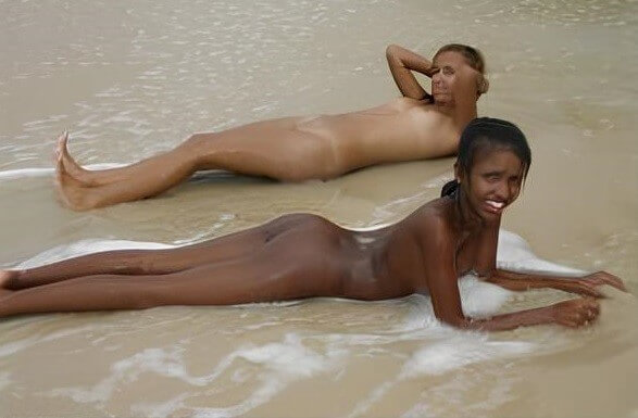 Brazilian Nudists # 1 pics - Peace and tranquility as goals of the naturist life