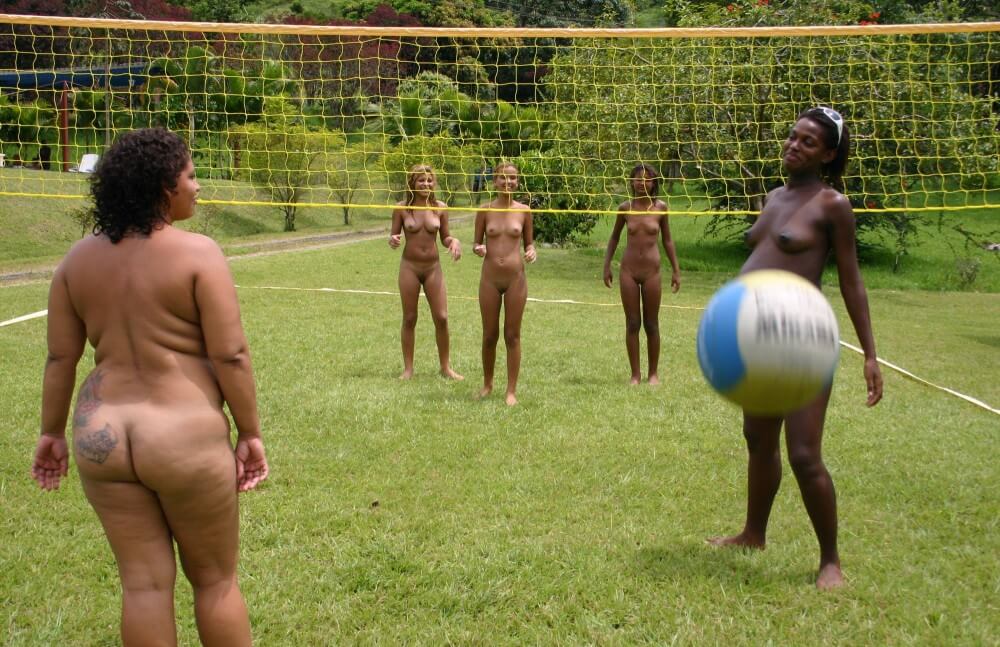 Brazilian Outdoor Sports photos - Being yourself is part of nudism