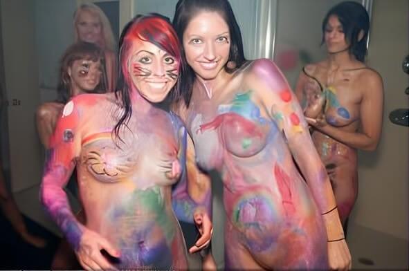 Documented Lifestyle Photo Set 4 - Naturists love openness and freedom