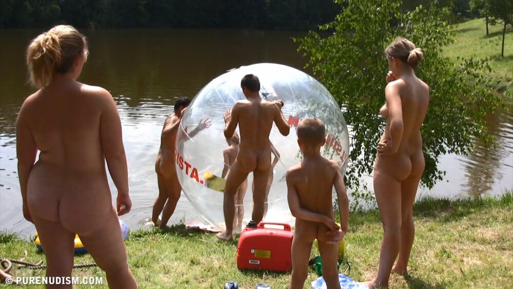 Aqua Nude Relaxation Full HD - Through naturism, people seek an opportunity to become closer to nature and to themselves