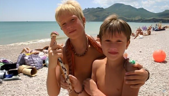 Premium Content # 23 - In our home, we are all nudists