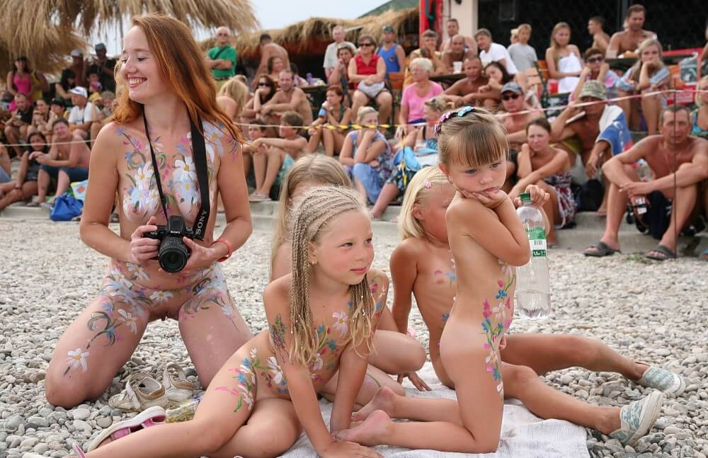 Warm Sand Relaxation photos - Love for oneself and nature as the foundation of naturism