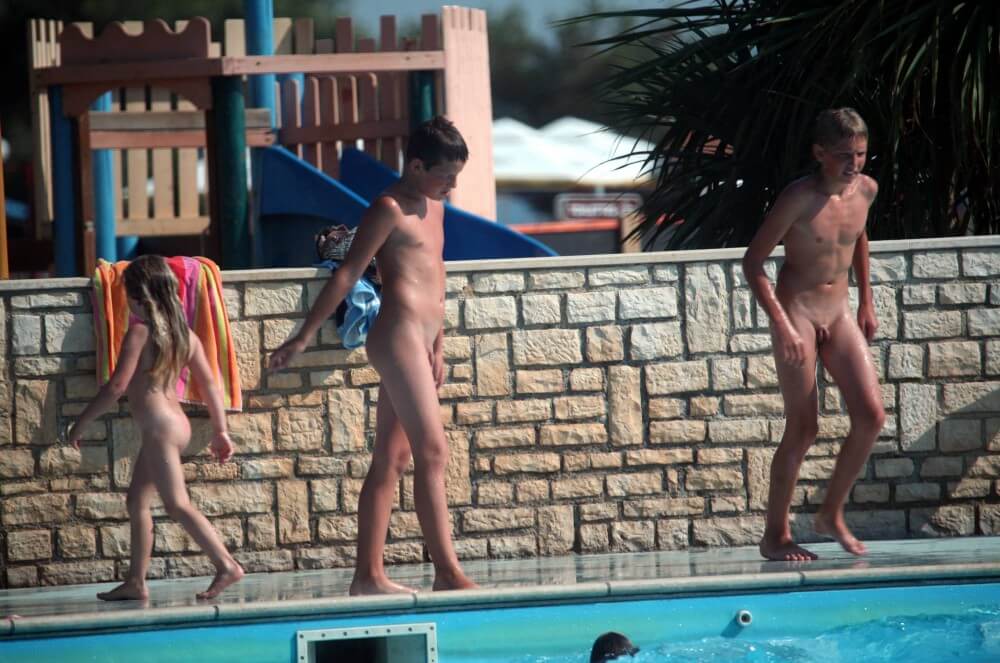 Naturist Pool Assortment photos - Share the philosophy of naturism