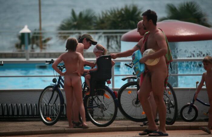 Freedom on two wheels: how cycling and hiking enrich the lives of nudists - These movements promote an open attitude toward nudity without sexual connotations