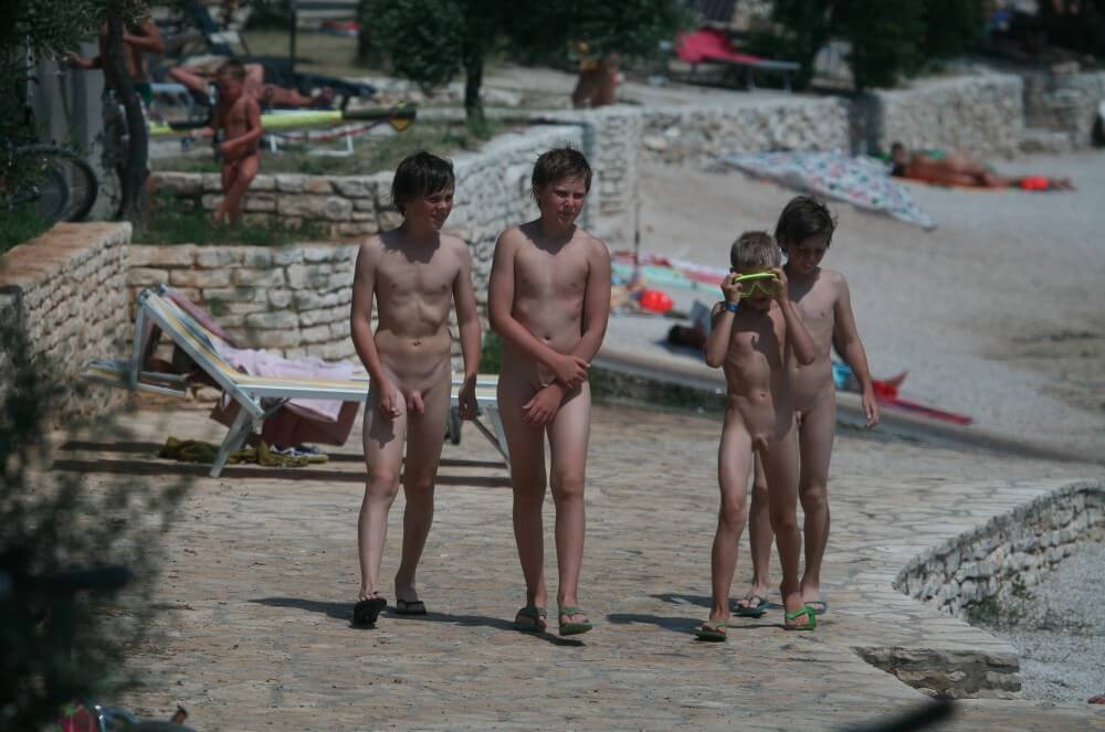 Shore walking nude - What is naturist tourism