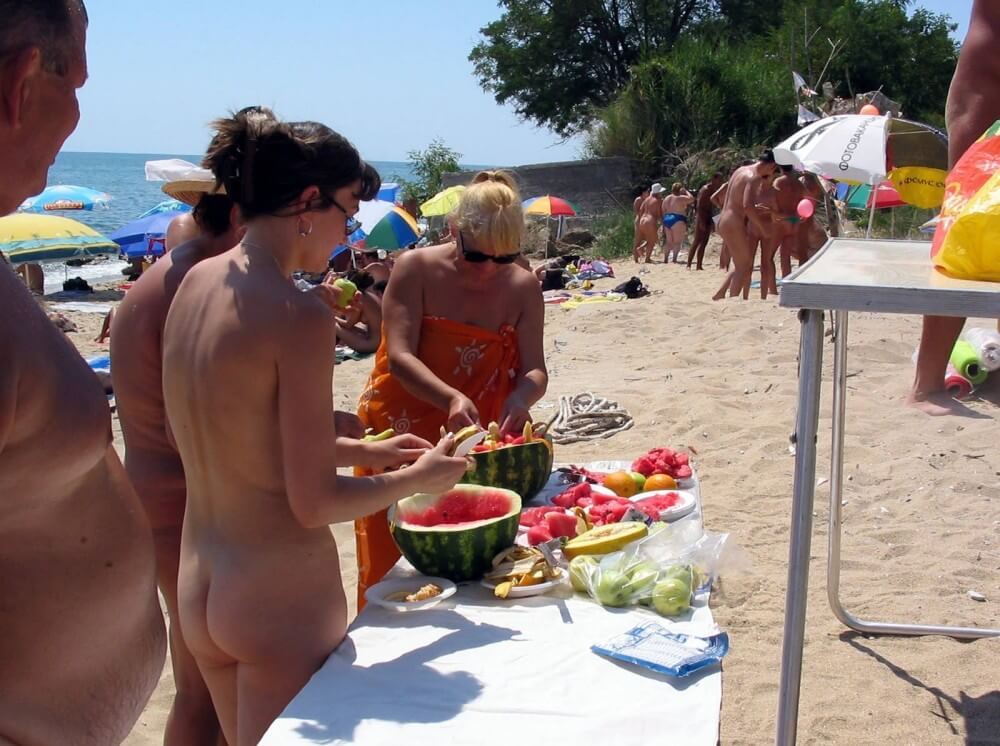 Bulgarian Nude Day Preps pics - The culture of the free body