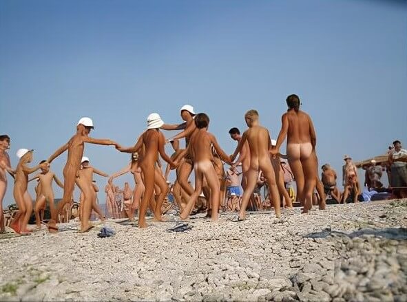 Premium Content # 37 - Nature provides inspiration and energy for the practice of naturism and nudism