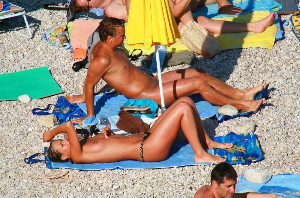 Ula FKK Bikini Couples Day pics - Naturalness and freedom go hand in hand with naturism