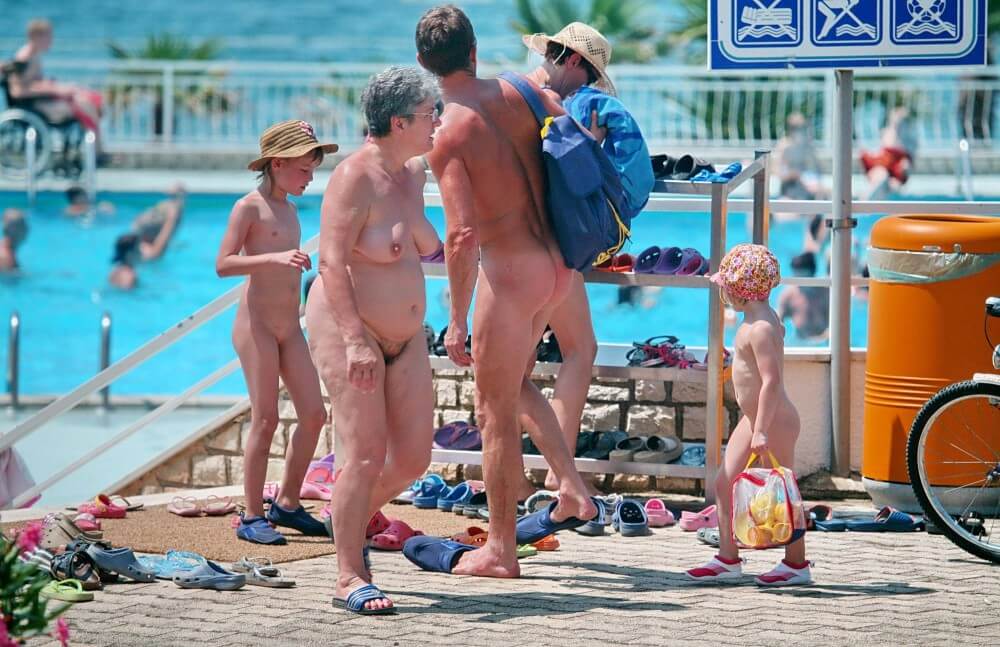 Family Poolside Grouping pics - Are required to remain naked at all times