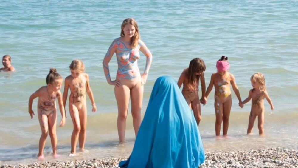 Neptune Day Full HD - Nudism is a way to improve health and boost self-esteem