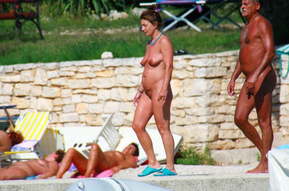 Ula FKK Wall-Side Passby photos - Naturists are open to new ideas and experiences