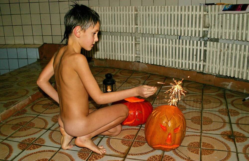 Naturism photo gallery # 20 - Nudity is a natural part of life for some people on the planet
