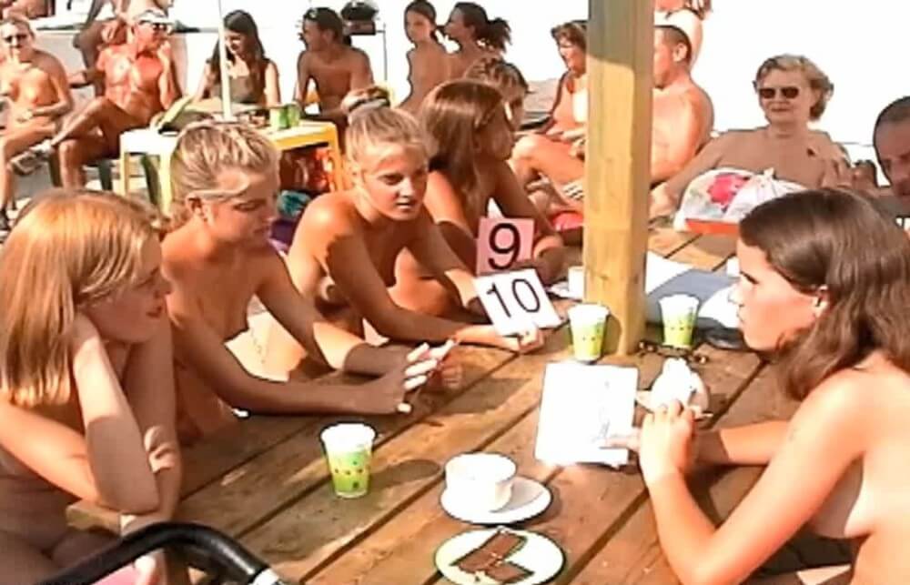 Miss Teen JR. Pageants # 18 video Sunat Natplus HD - People who practice naturism value naturalness and simplicity
